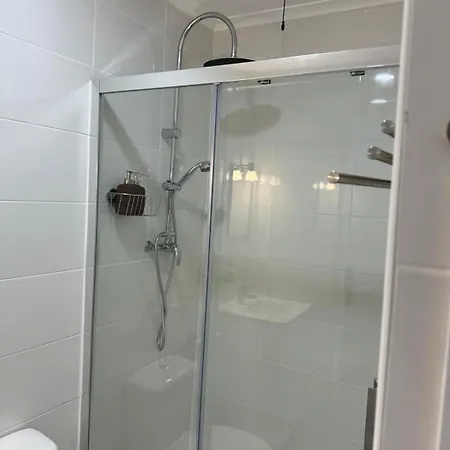 Rum i privatbostad Alfama - *