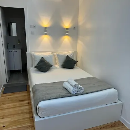 Habitación en casa particular Alfama - *